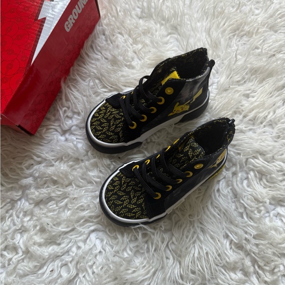 Kids Pikachu High-Top Sneakers - Black and Yellow - Picture 2 of 5
